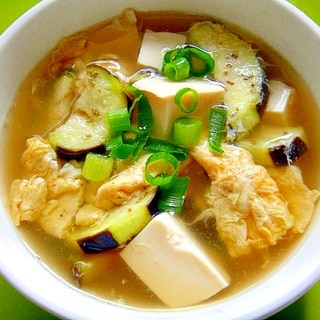 豆腐と茄子の卵スープ